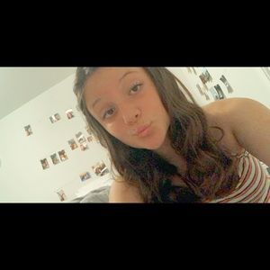 Meet your Posher, Evie